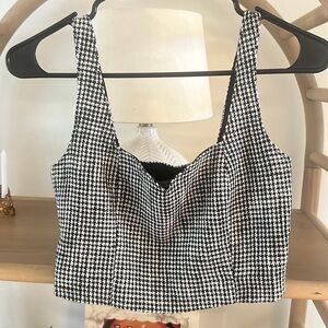 Abercrombie & Fitch Black and White Houndstooth Crop Top